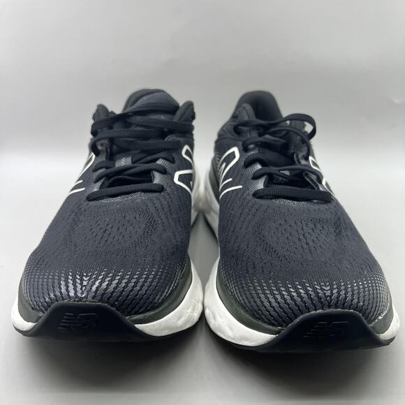 New Balance Fresh Foam 840 Shoes Women Size 9 D Wide Black White Running Sneaker - Picture 2 of 8